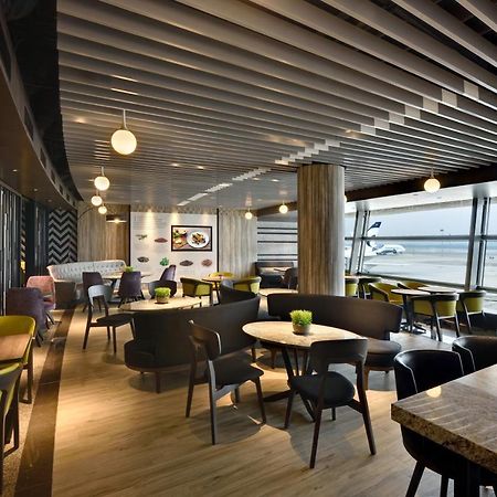 Plaza Premium Lounge Hotel Sepang Exterior foto